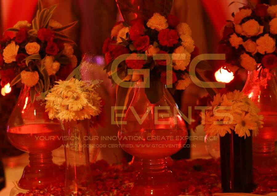 cristal vass with a beautiful Flowers